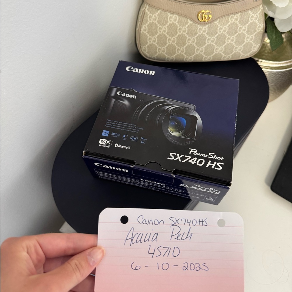 Canon - PowerShot SX740 HS 20.3-Megapixel Digital Camera - Black - Picture 4 of 6